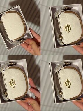 Coach Mini bar charm Pebbled Leather Zip Pouch in White and Tan